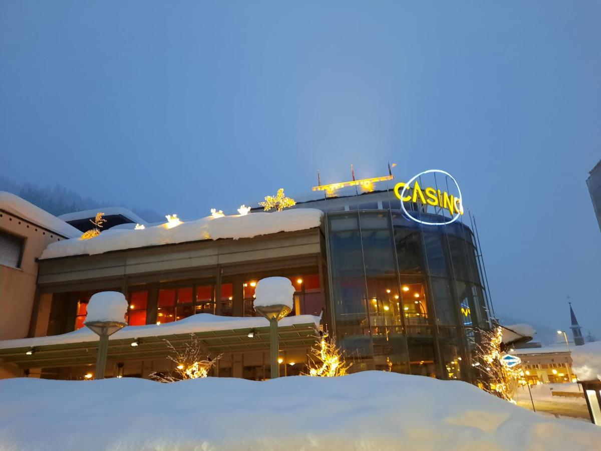 Holiday Accommodation - Swimming Pool Available 다보스 외부 사진