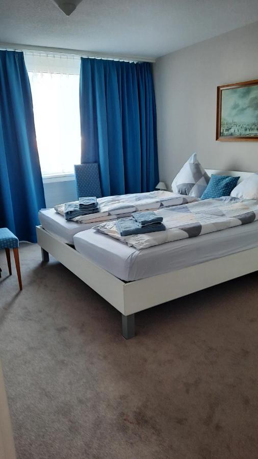 Holiday Accommodation - Swimming Pool Available 다보스 외부 사진