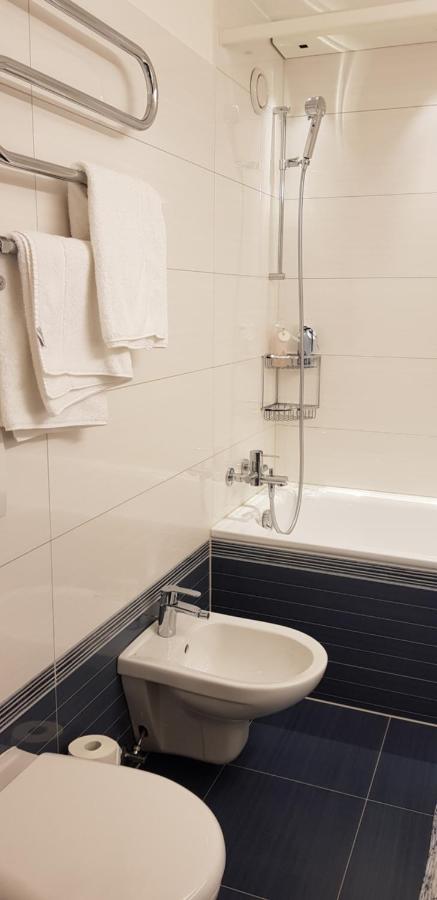 Holiday Accommodation - Swimming Pool Available 다보스 외부 사진