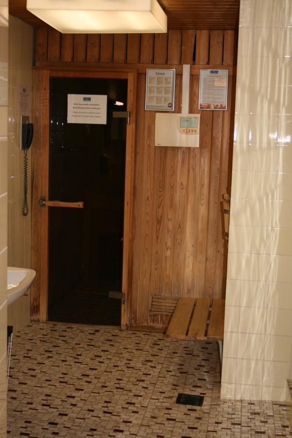 Holiday Accommodation - Swimming Pool Available 다보스 외부 사진